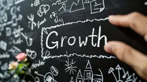 Read more about the article From Guesswork to Growth: How Predictive AI Is Replacing Traditional Marketing Intuition
